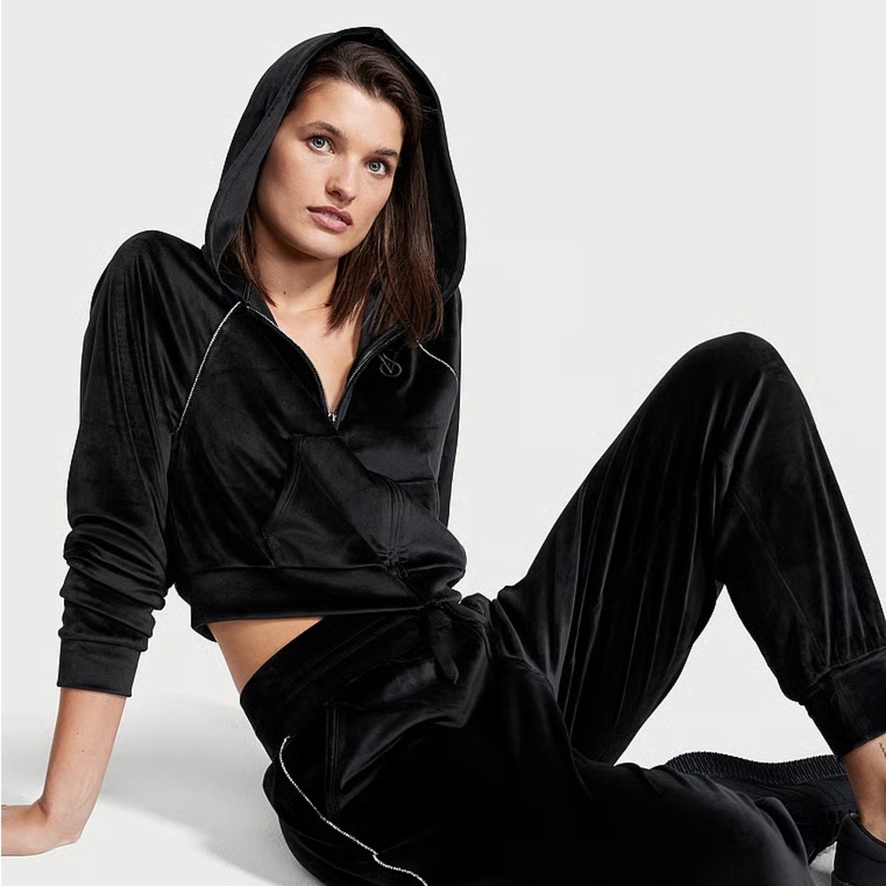 Victoria's Secret Velour Zip-Up Hoodie Jacket Size M